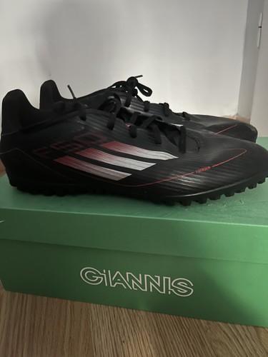 Chaussures foot adidas f50 - chaussures,